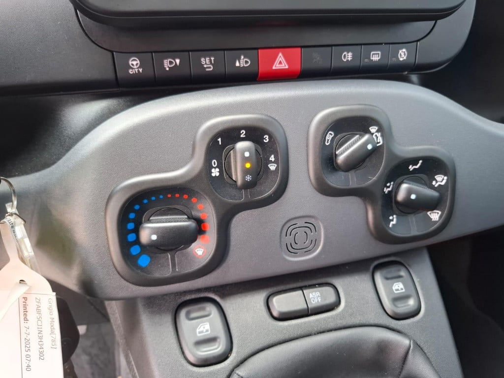 Fiat Panda 1.0 hybrid city life airco / cruise controle / n.a.p / benzine