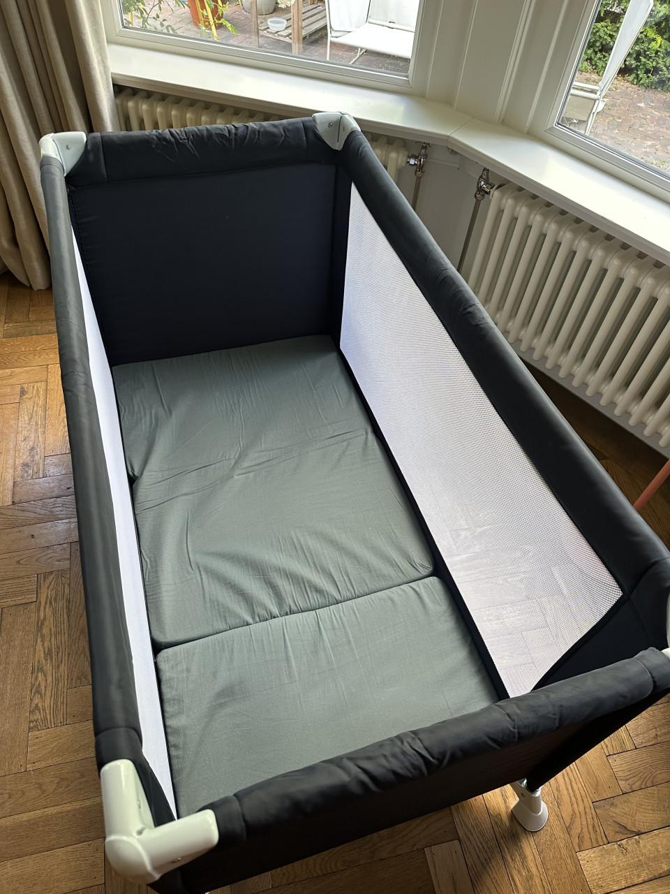 Campingbedje + extra matrasje