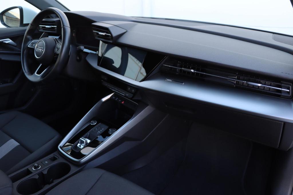 Audi A3 sportback 40 tfsi e edition 204pk s tronic