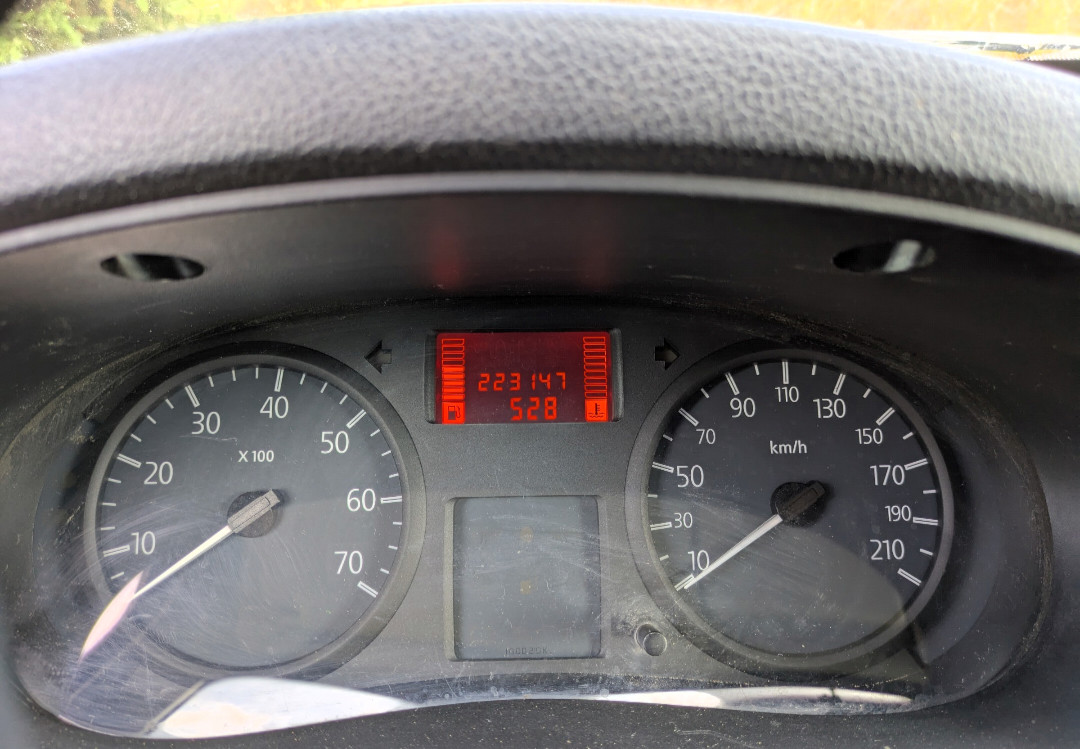 Renault Kangoo 1.5 DCI zwart 2008 223000 km APK tot 07/26