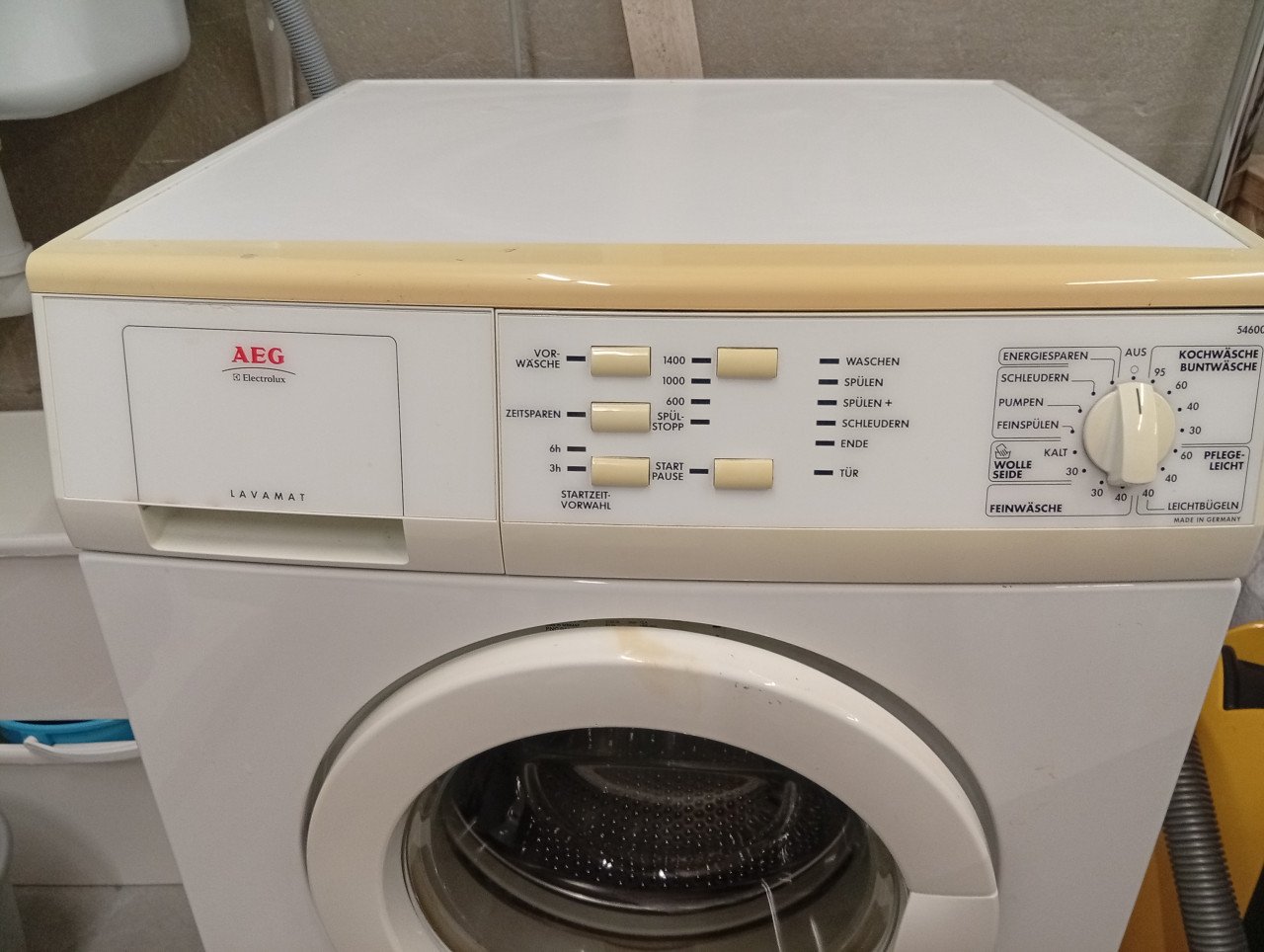 Wasmachine  AEG