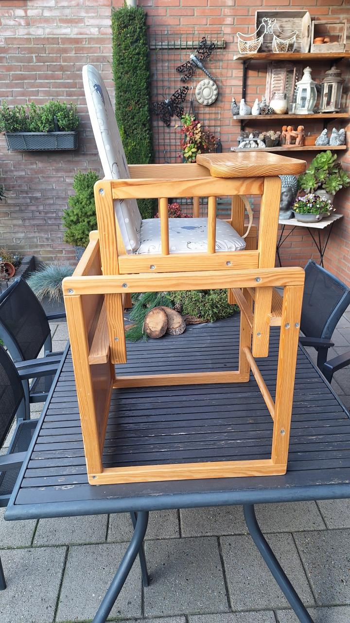 Baby kubus kinderstoel met tafel