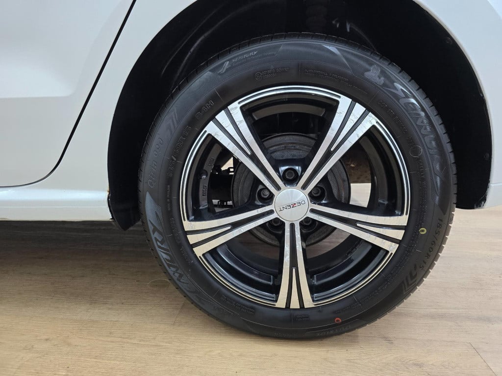 Volkswagen Polo occasion 1.0 wit leuke uitvoering | tweedehands volkswagen 