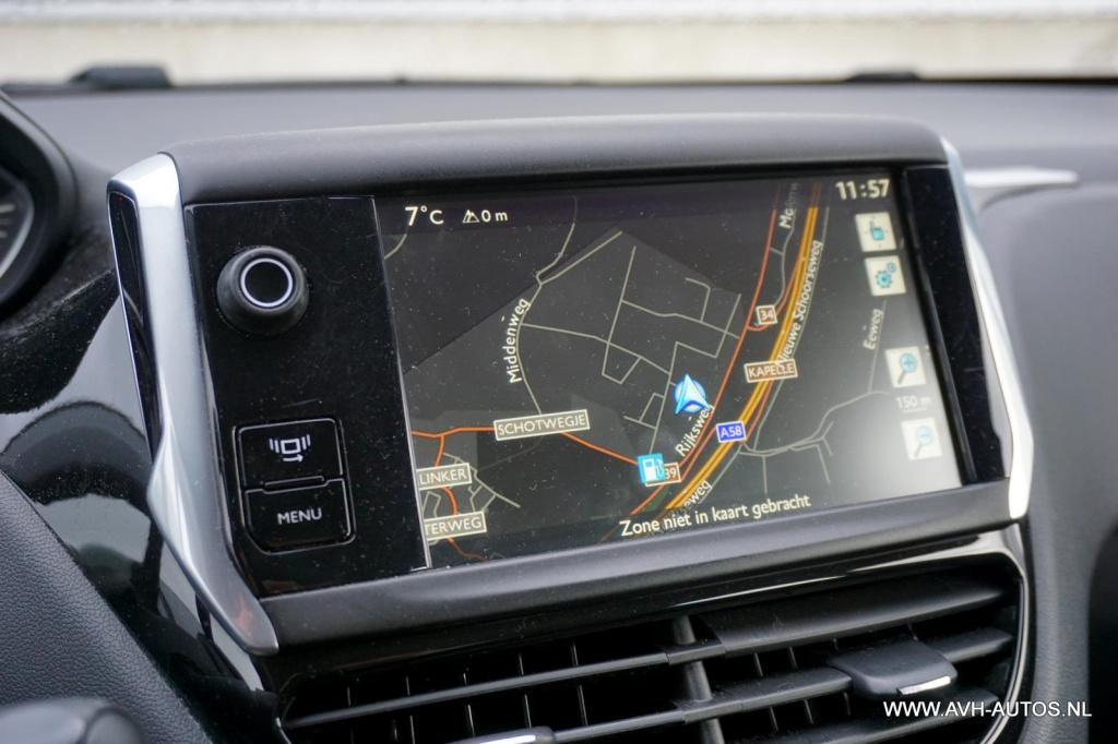 Peugeot 208 1.2 vti urban soul