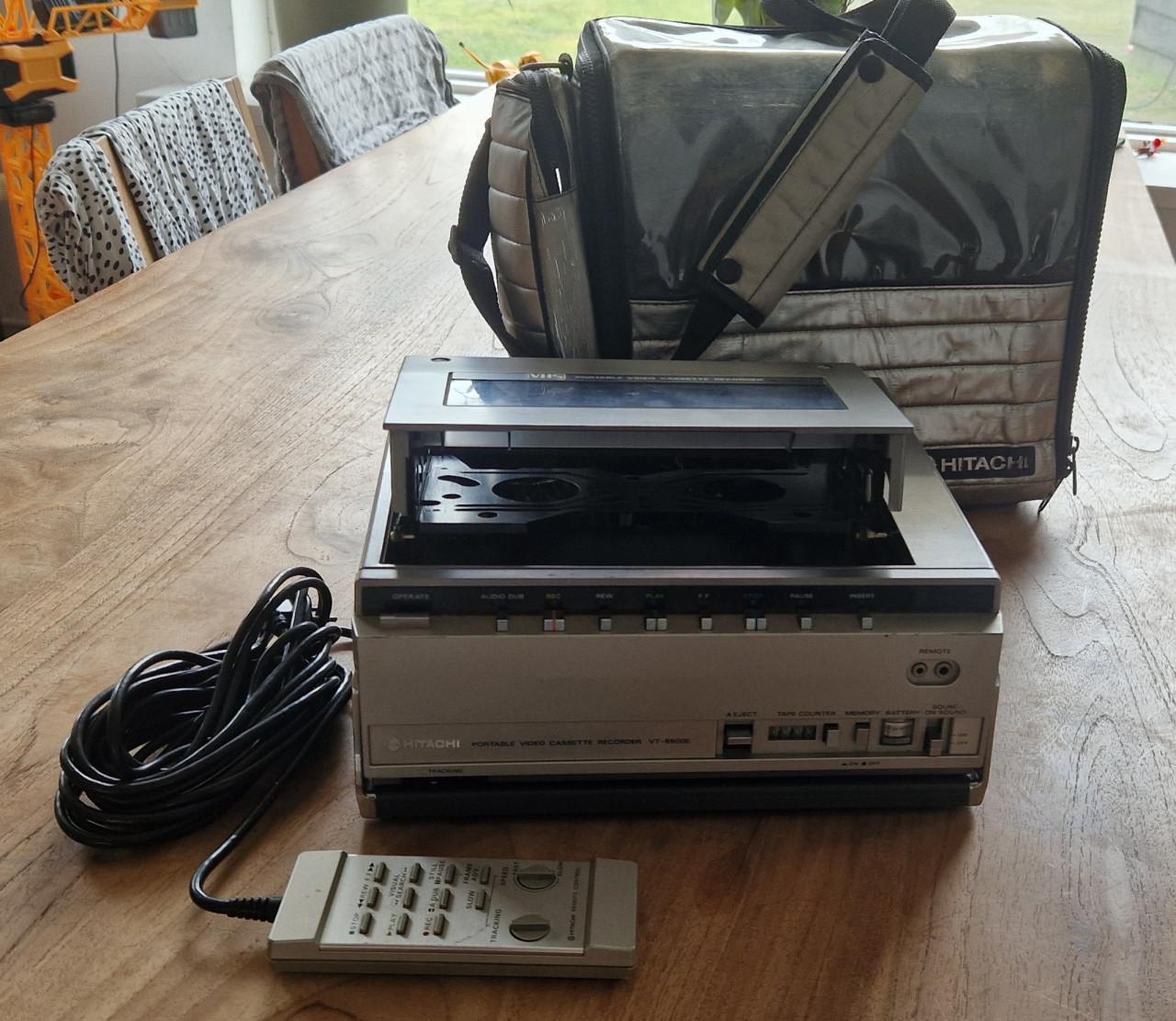 Hitachi VT-6500E Draagbare VHS Speler - Getest!