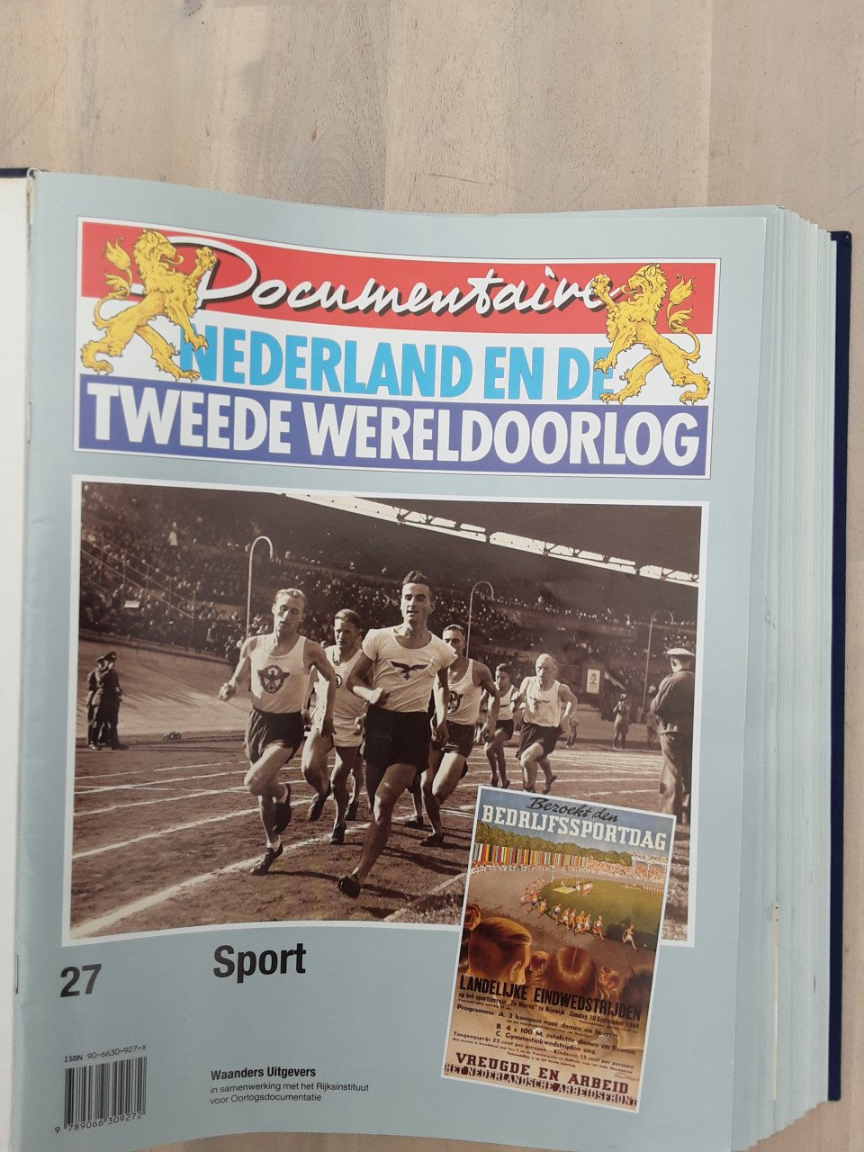 Nederland In de Tweede Wereldoorlog  Waanders uitgave