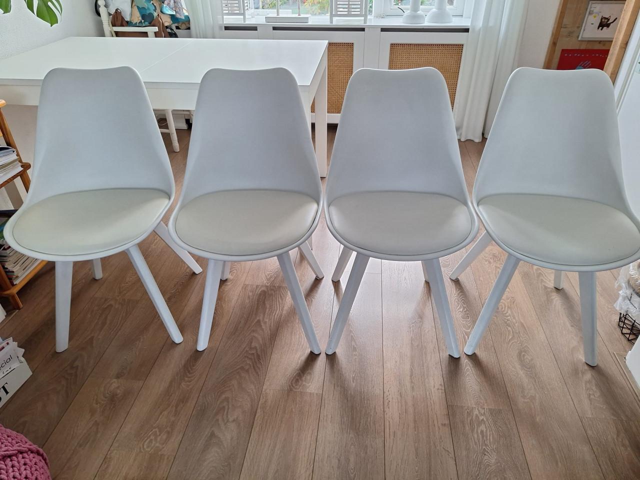 4x eetkamerstoel wit