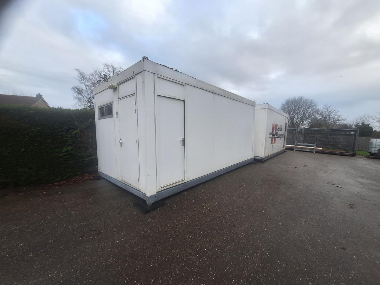 Wcunit geïsoleerd, sanitairunit, toiletgebouw,schaftkeet, bouwkeet, berging