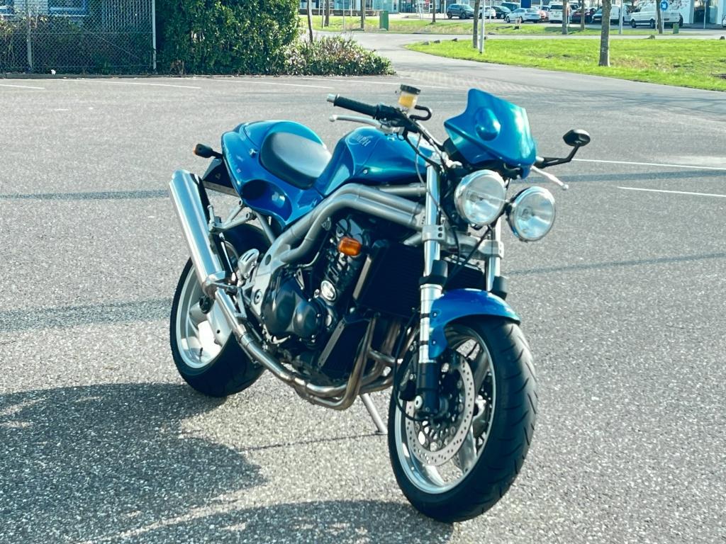 Triumph Speed Triple naked t509