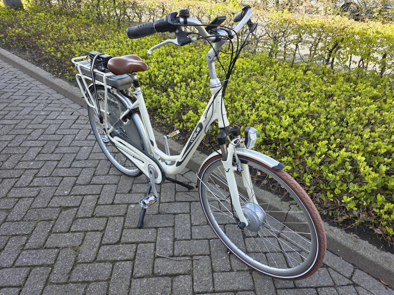 Keurig nette Voque elektrische fiets met 481wh accu