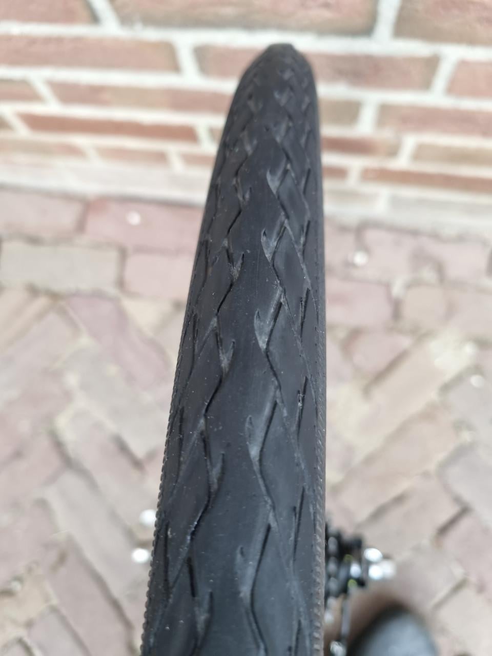 Achterwiel Gazelle Innergy 28 inch met 8 versnellingen en goede band
