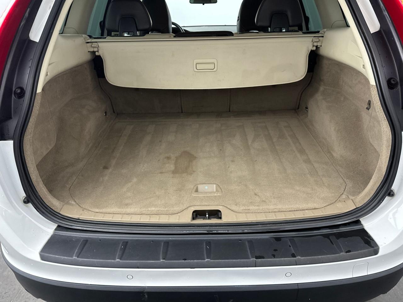 Volvo XC60 - 2.0 D3 FWD Kinetic | Camera | Leder | Navi | Trekhaak