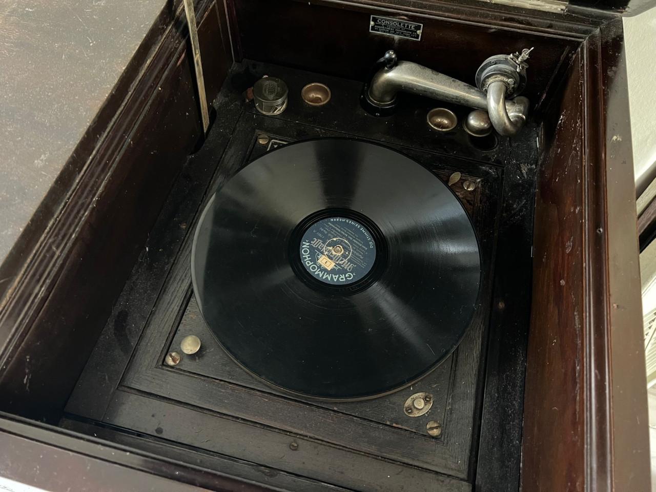 Zeer oude platenspeler