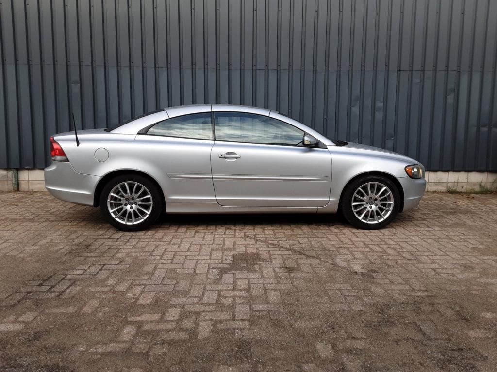 Volvo C70 convertible 2.4i summum