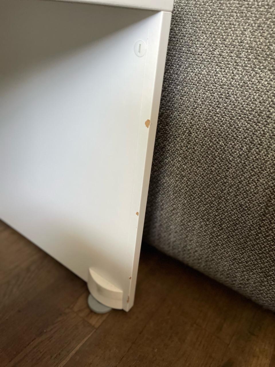 Leuke set van tafel met stoeltjes