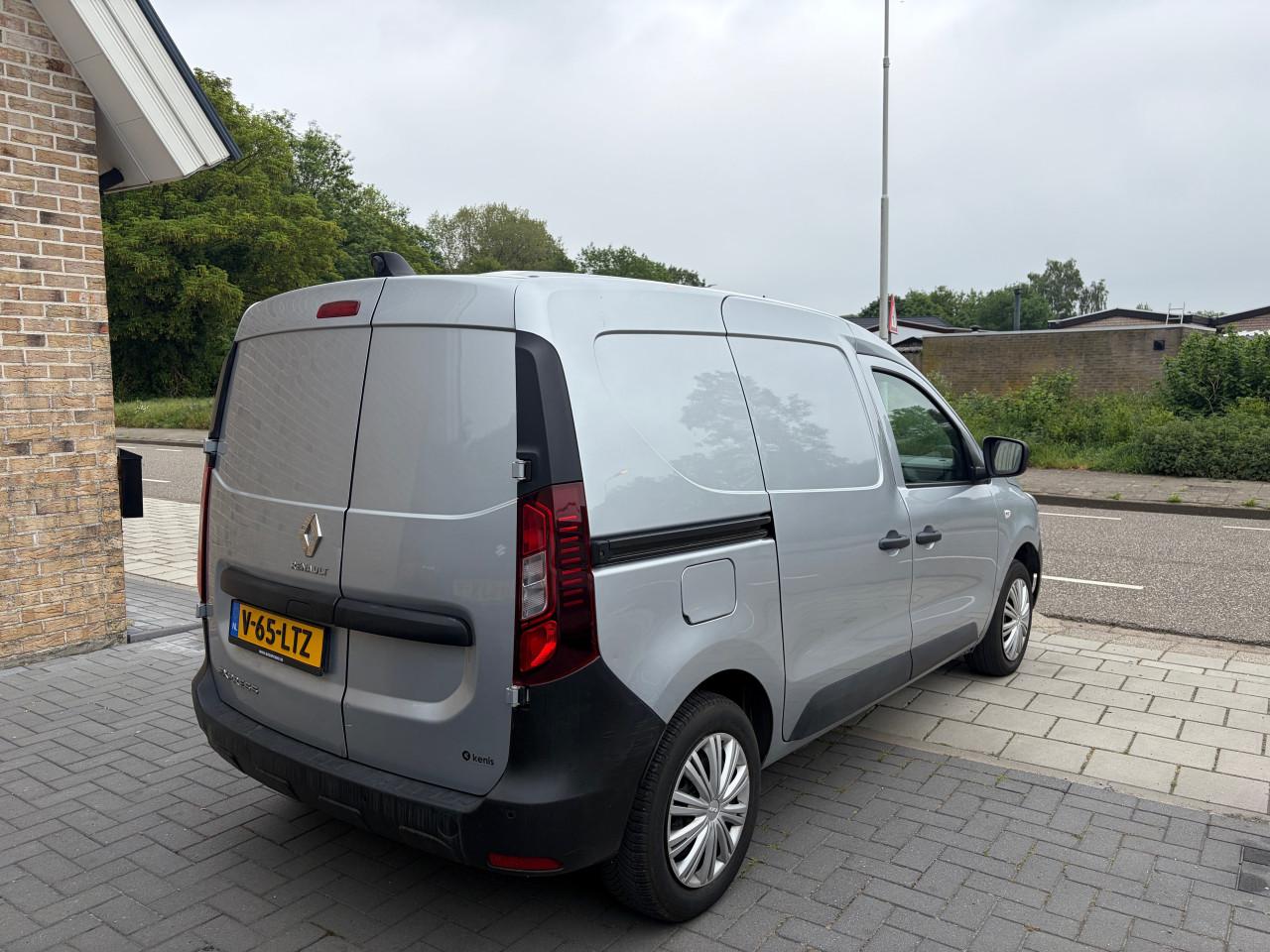 Airco/Navigatie/PDC Renault Express Van 1.3tce benzine