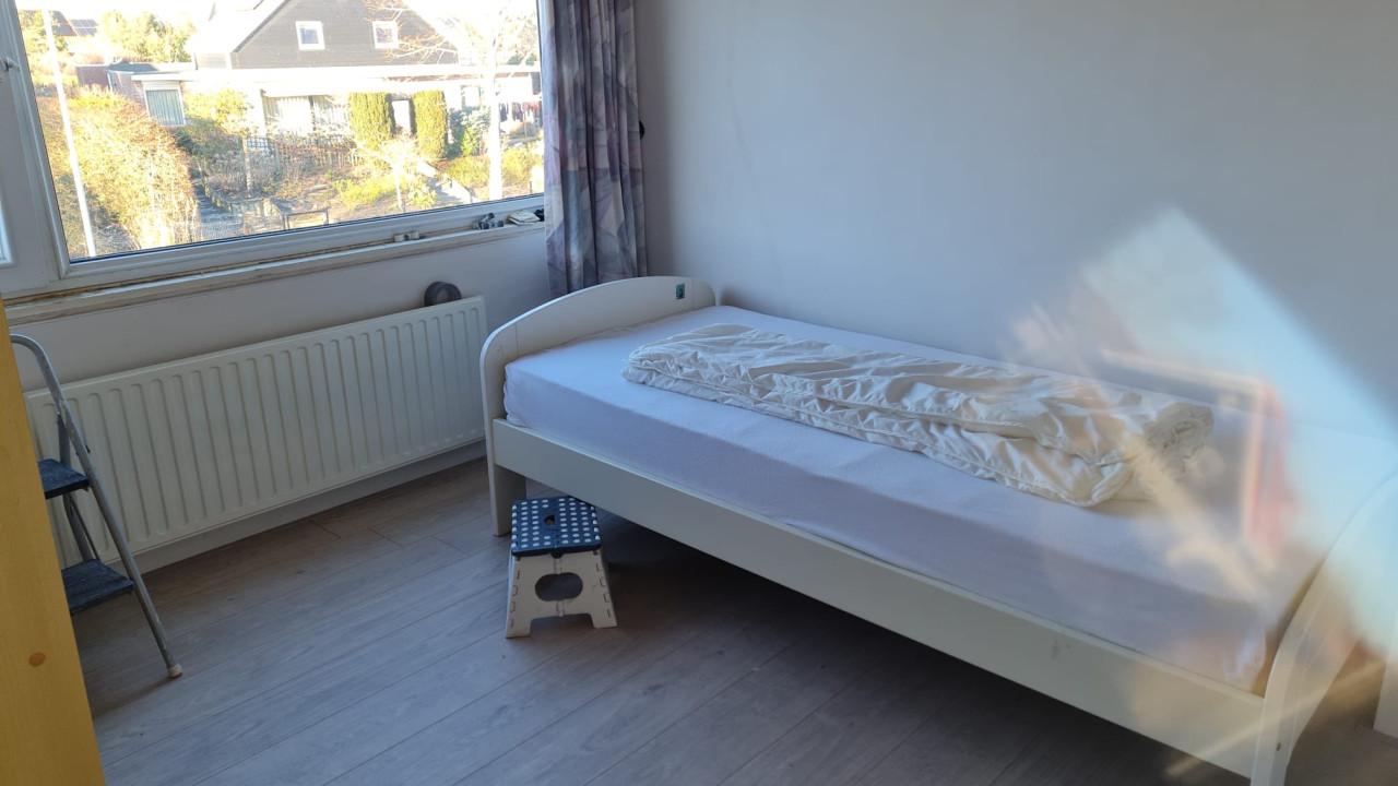 Eénpersoonsbed met matras