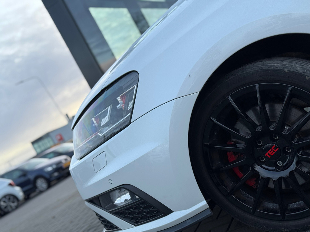 Volkswagen Polo 1.8 tsi gti * panoramadak * navigatie * cruise control