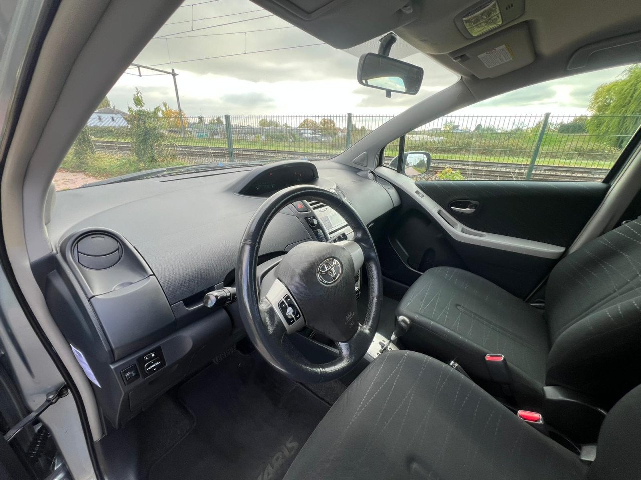 Toyota Yaris 1.3 VVTi Luna|AUTOMAAT|80.000 KM NAP |NL AUTO |