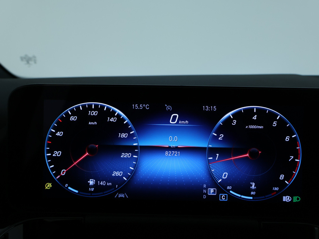 Mercedes-Benz Gla-klasse 180 business solution amg | sfeerverlichting | pan