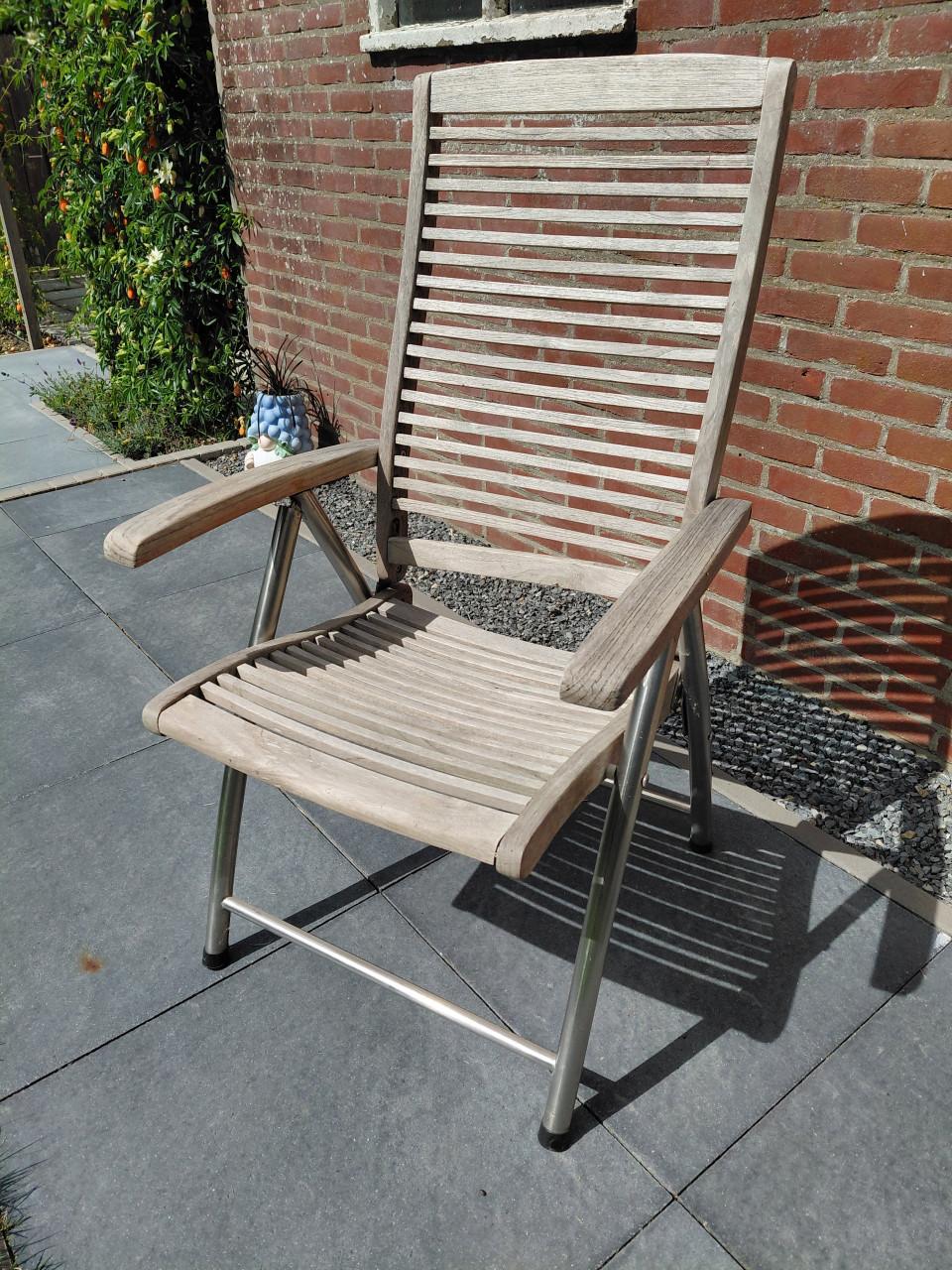 Tuinstoelen set van 4 stuks Gratis af te halen.