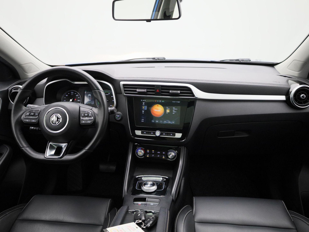 MG Zs-ev luxury 45 kwh | automaat | panoramadak | lederen bekleding | achte