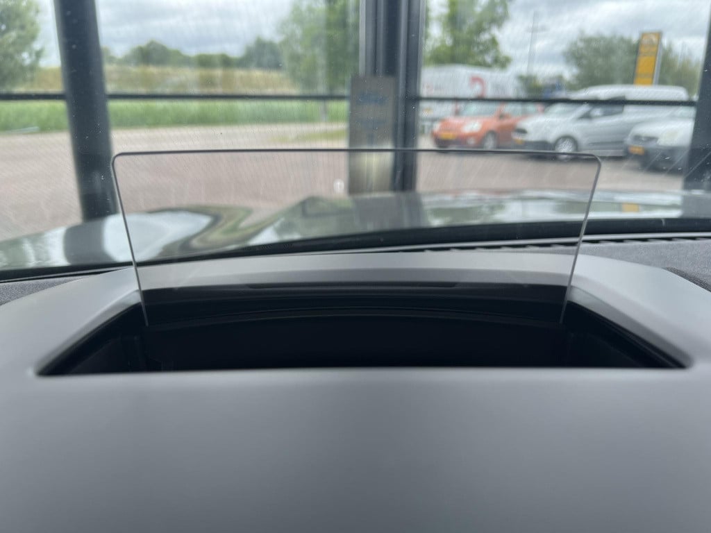Ford Kuga 2.5 phev active slechts 322km!