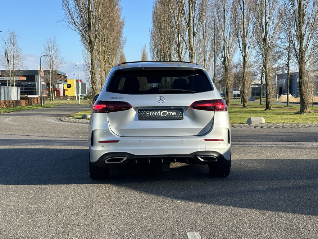 Mercedes-Benz B-Klasse 200 amg line l distronic l panoramaschuifdak l mbux 