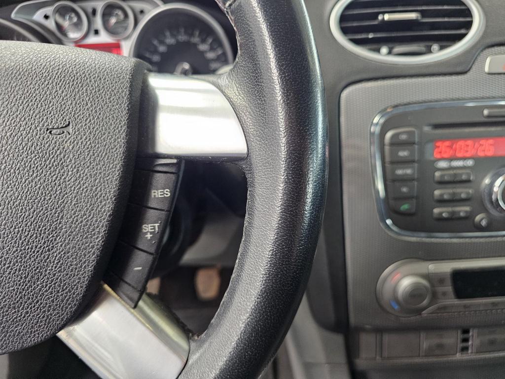 Ford Focus wagon 1.8 titanium flexi fuel