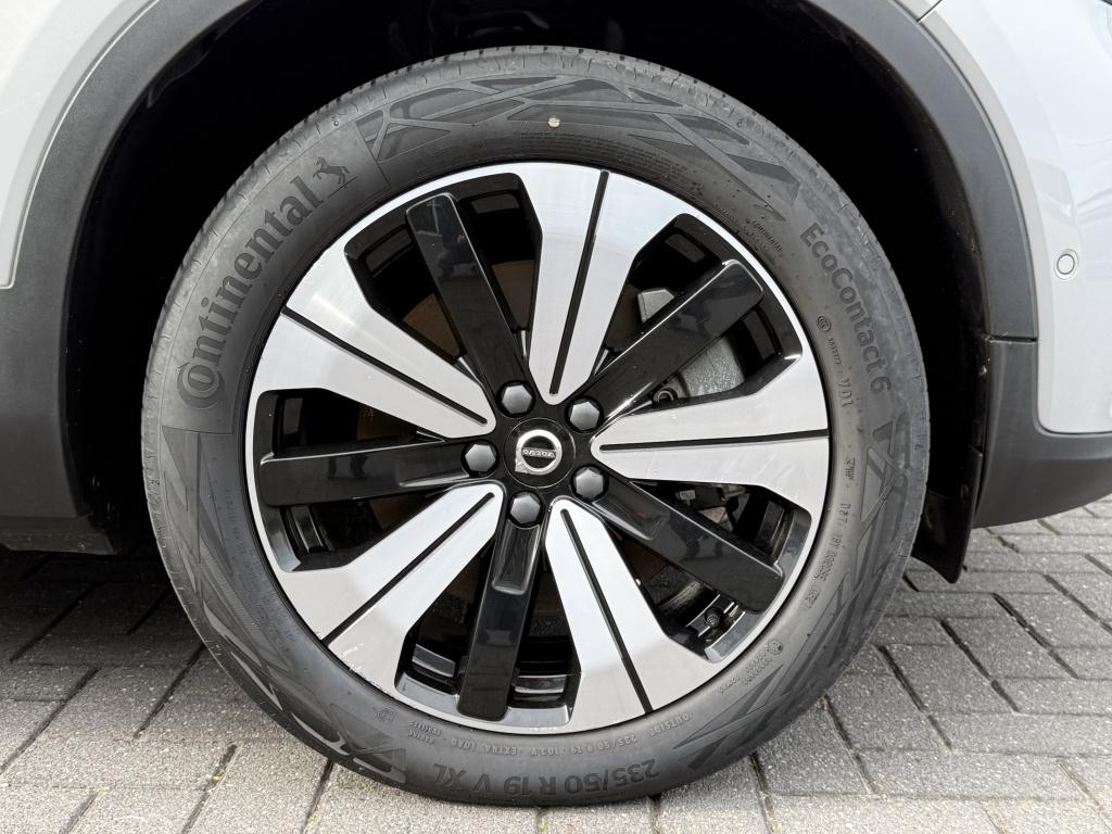 Volvo C40 recharge twin pro 408pk| panodak| 360camea| h&k sound