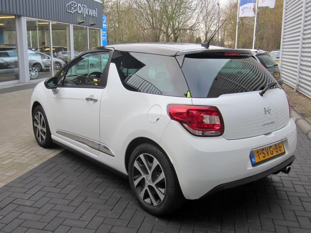 Citroen DS3 1.2 vti so chic clima/nav/park