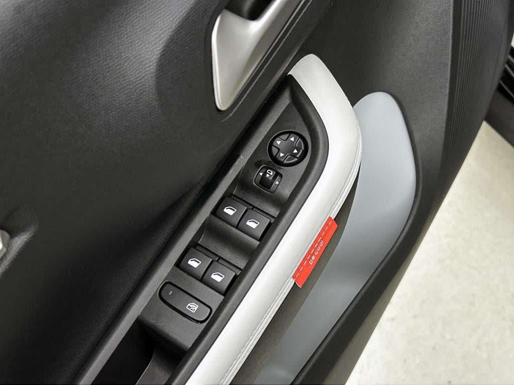 Citroen C3 hybrid 110pk automaat max | rijklaar | climate control | camera 