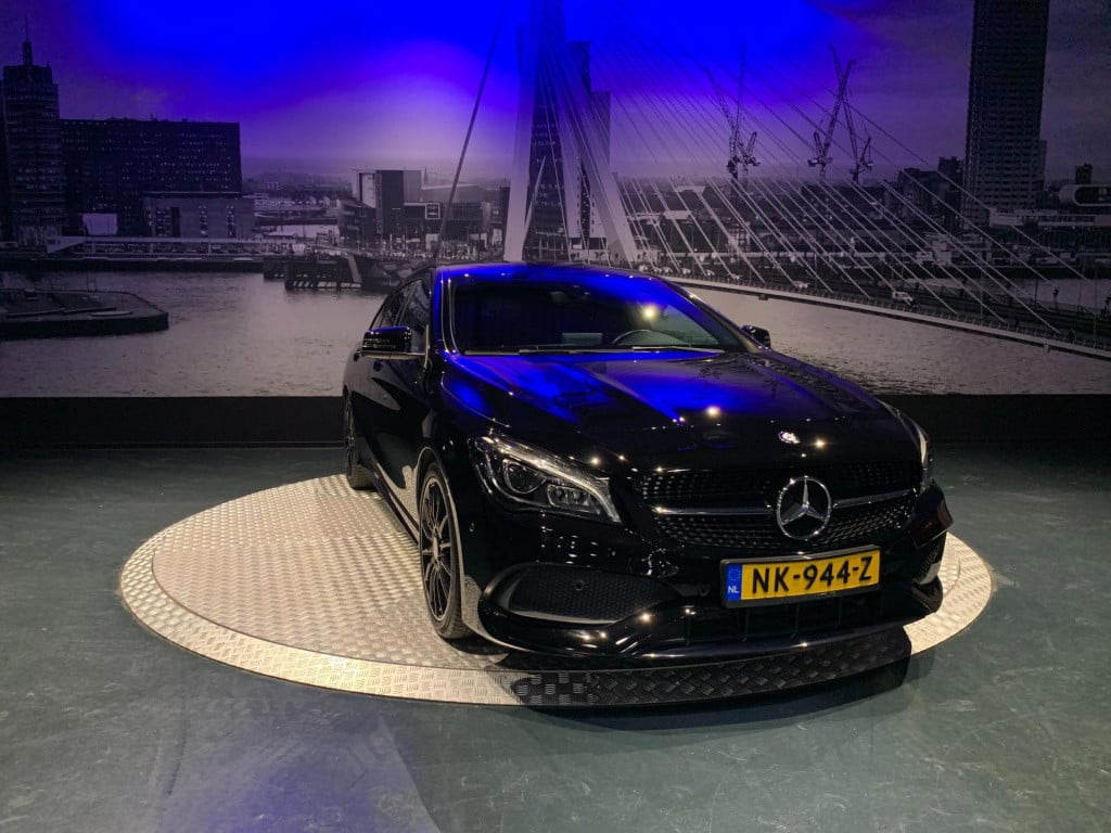 Mercedes-Benz Cla shooting brake 180 ambition *amg-line*led*