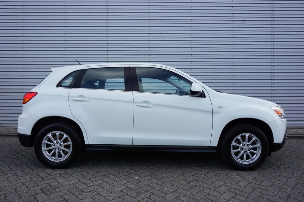 Mitsubishi Asx 1.6 intro edition cleartec airco / elektr. ramen / lm velgen