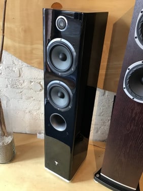Focal Easya draadloze vloerstaande luidsprekers