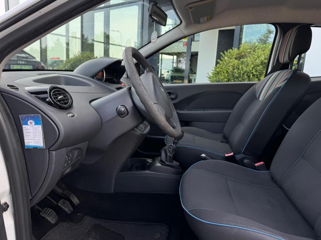 Renault Twingo 1.2 16v parisienne * airco * apk * 100% onderhouden * nap *