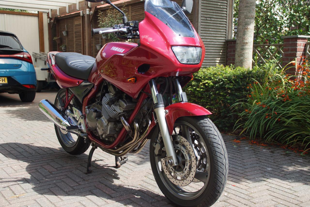 Yamaha XJ600 Diversion, 41600 km. 1999 in zeer goede staat