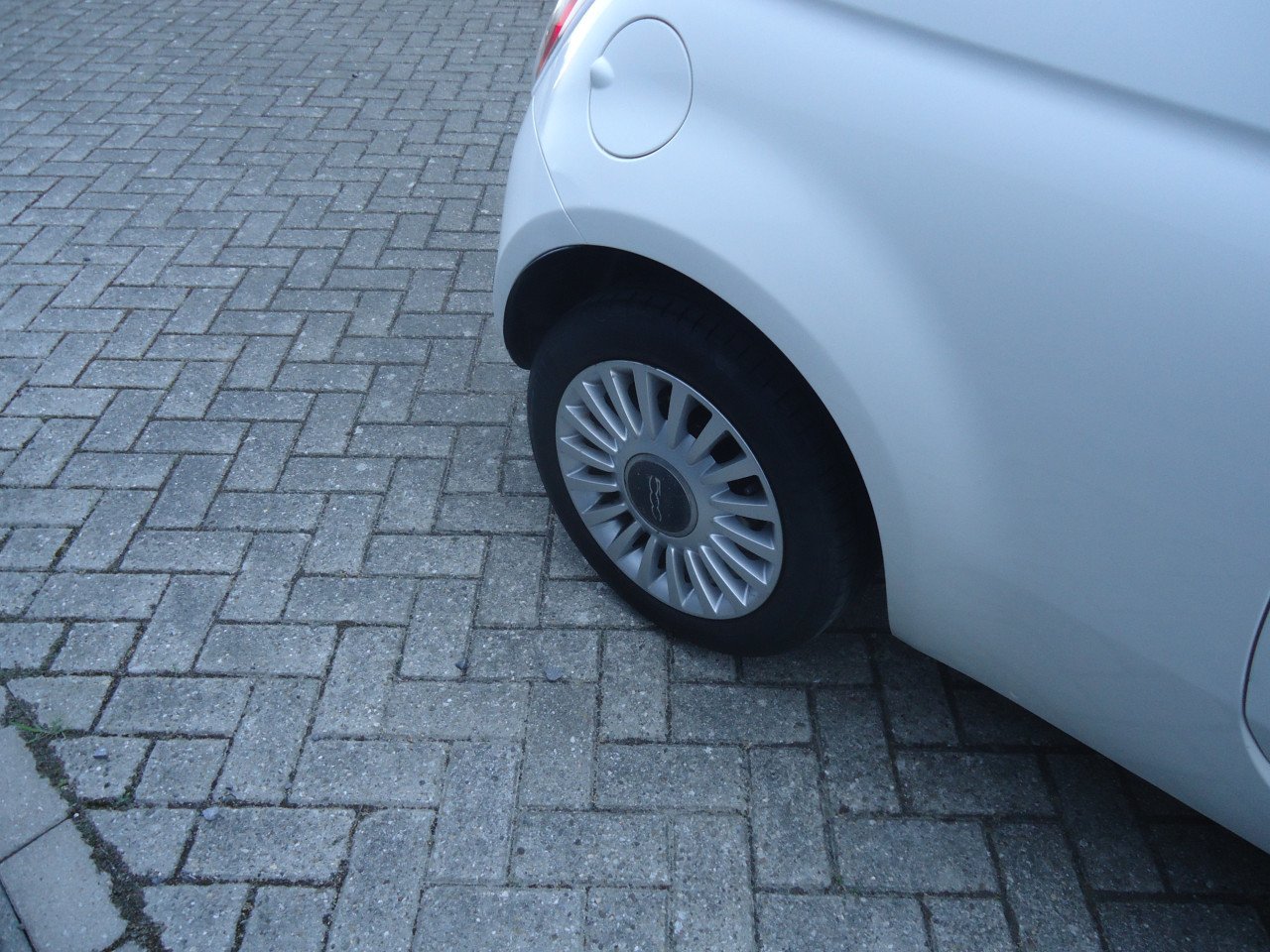 FIAT 500 14-16V LOUNGE