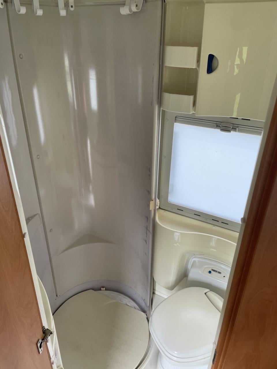 Knaus Traveller (op Fiat Ducato) 2003, 6,80 m, 173.571 km