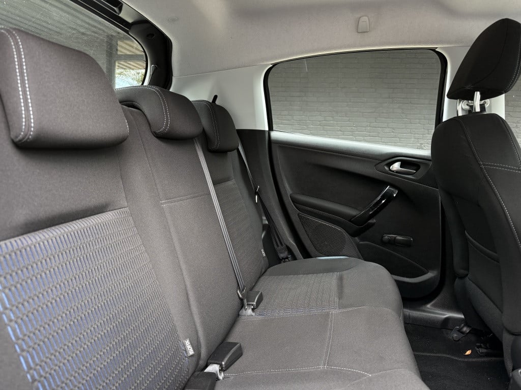Peugeot 208 1.2 puretech active