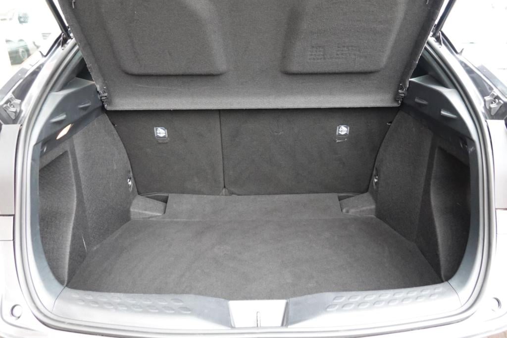 Toyota C-hr 1.8 hybrid active