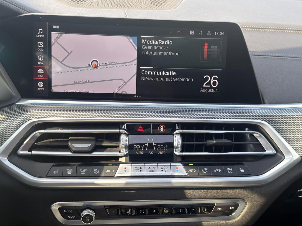BMW X5 xdrive45e h.executive m-sport |pano sky lounge | sfeer | 22"velg | l