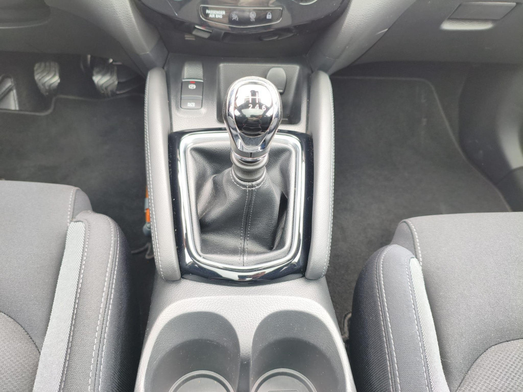 Nissan Qashqai 1.6 n-connecta