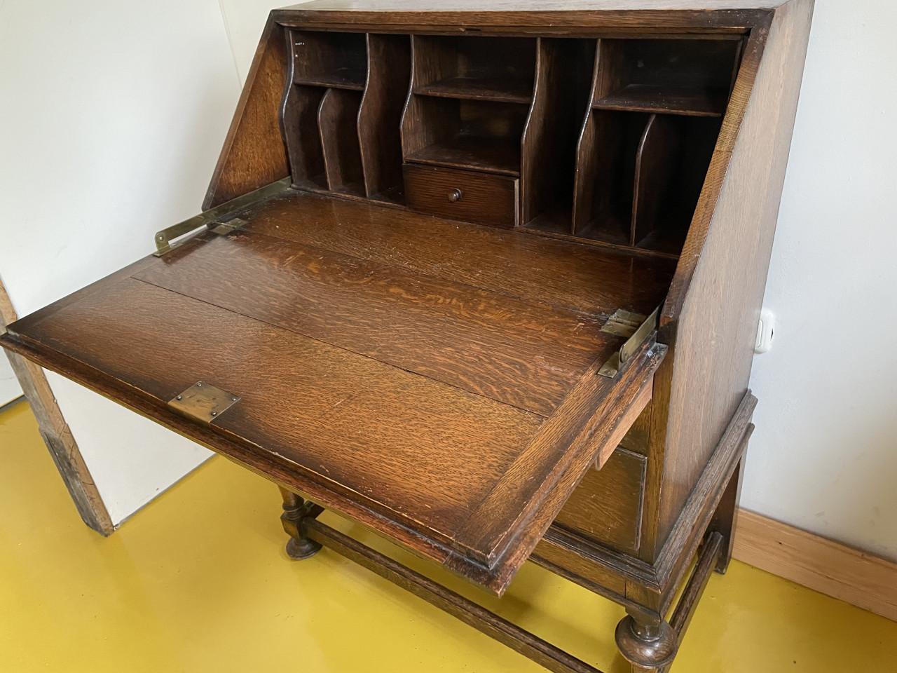 Secretaire
