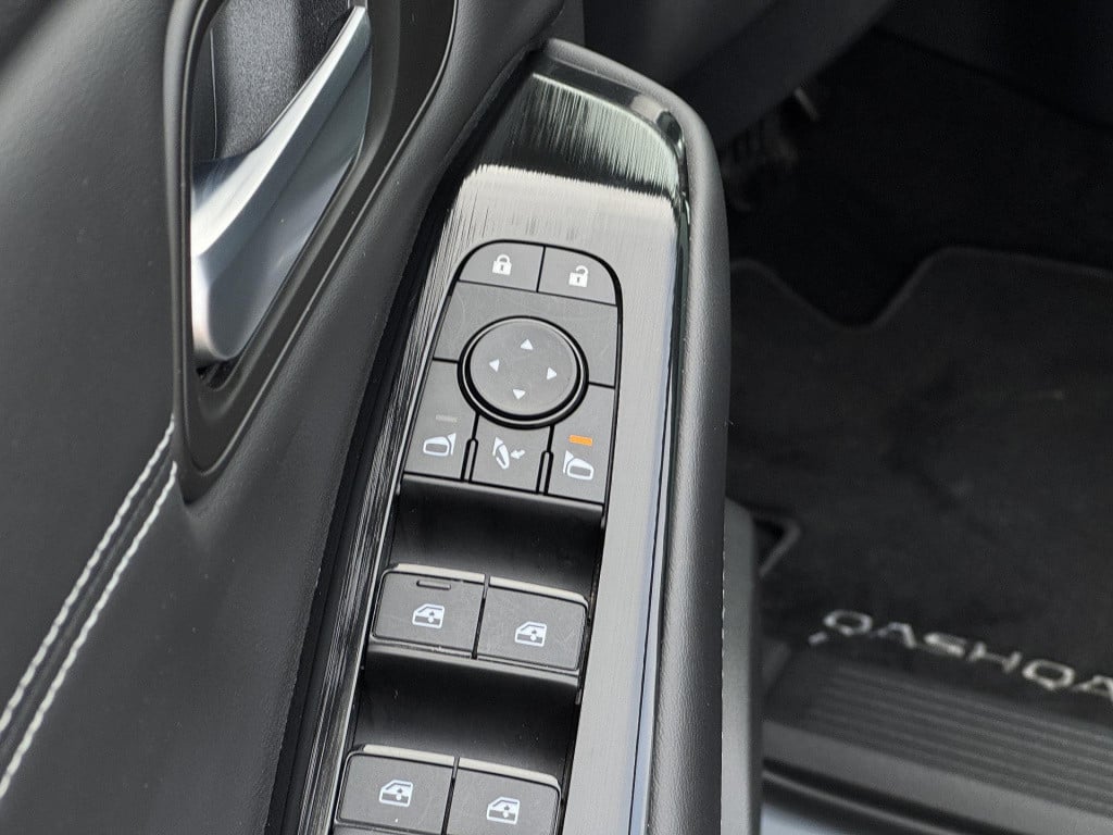 Nissan Qashqai 1.3 mhev xtronic premiere edition incl. trekhaak!