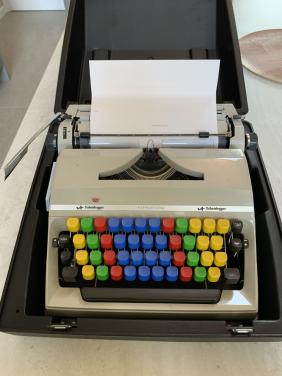Scheidegger international typemachine