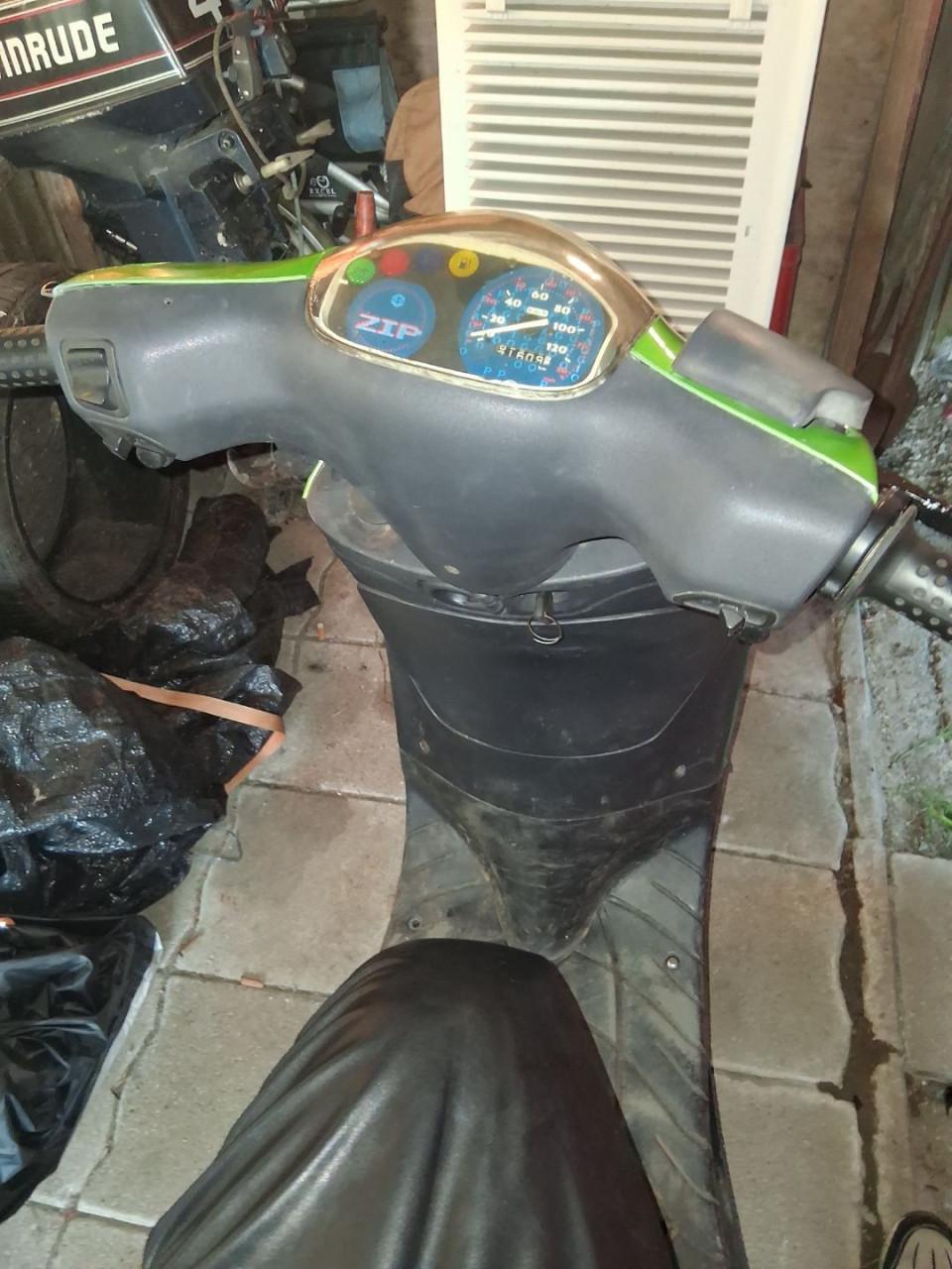 Zip SP 70cc zonder papieren alles stage 1 en alles malossi yasuni uitlaat