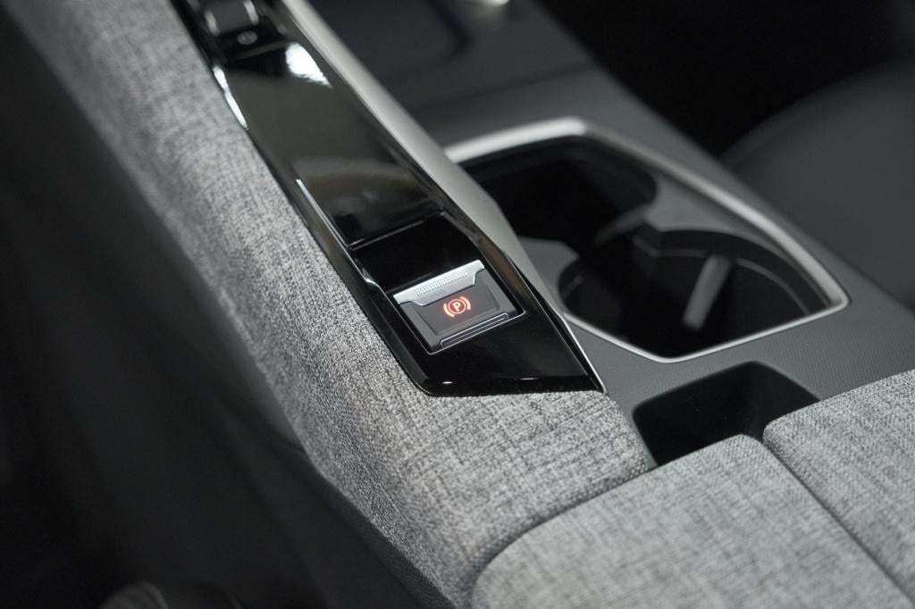 Peugeot 5008 1.2 hybrid 136 gt 7p | adaptieve cruise control | elektrische 