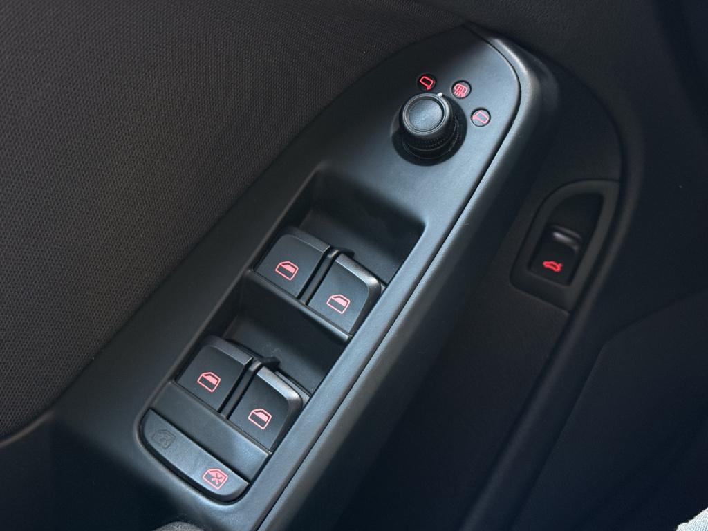 Audi A4 limousine 1.8 tfsi pro line | cruise | climate controle | mmi | 6 v