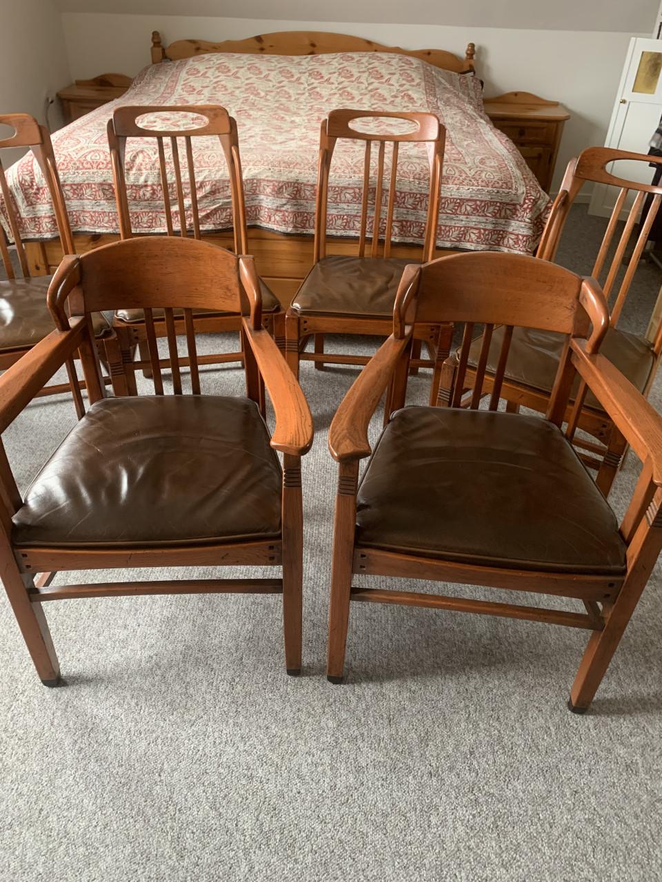 Te koop Schuitema Jugendstil stoelen.